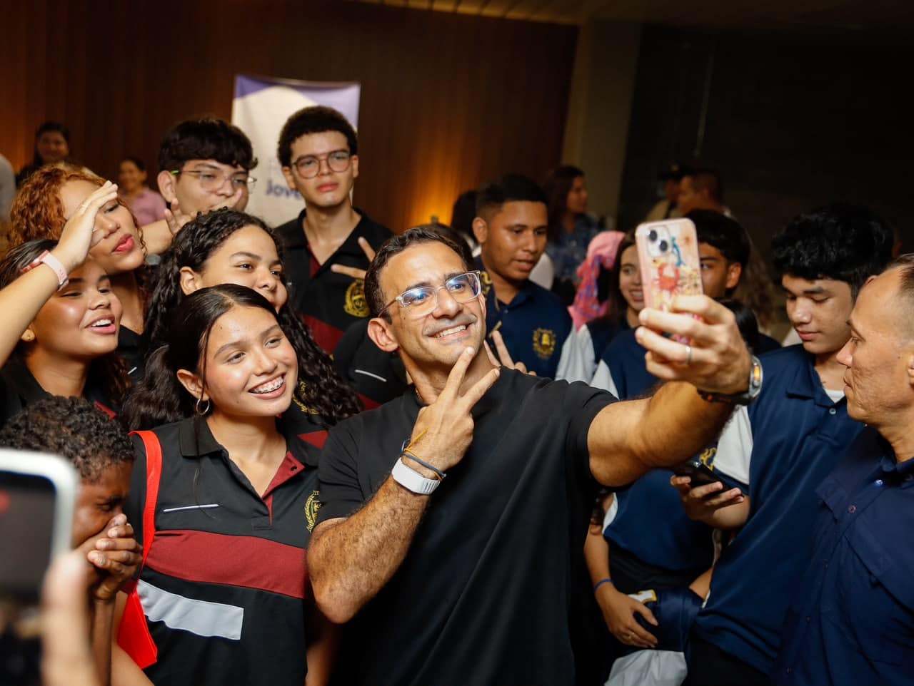 Más de 800 jóvenes estrenan la Universidad del Sur con una gran feria académica