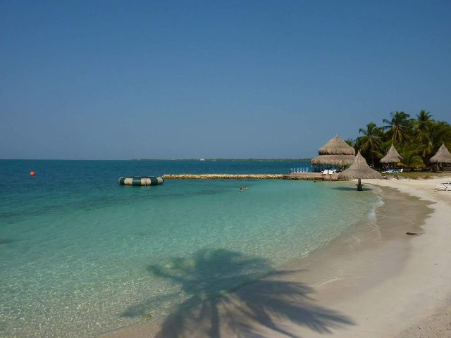 Cierran playas de Coveñas para frenar expansión del Coronavirus