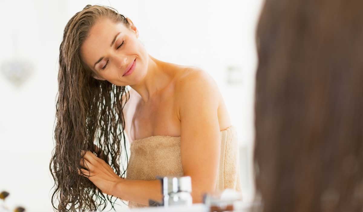 ¿Por qué es malo dormir con el cabello mojado ...