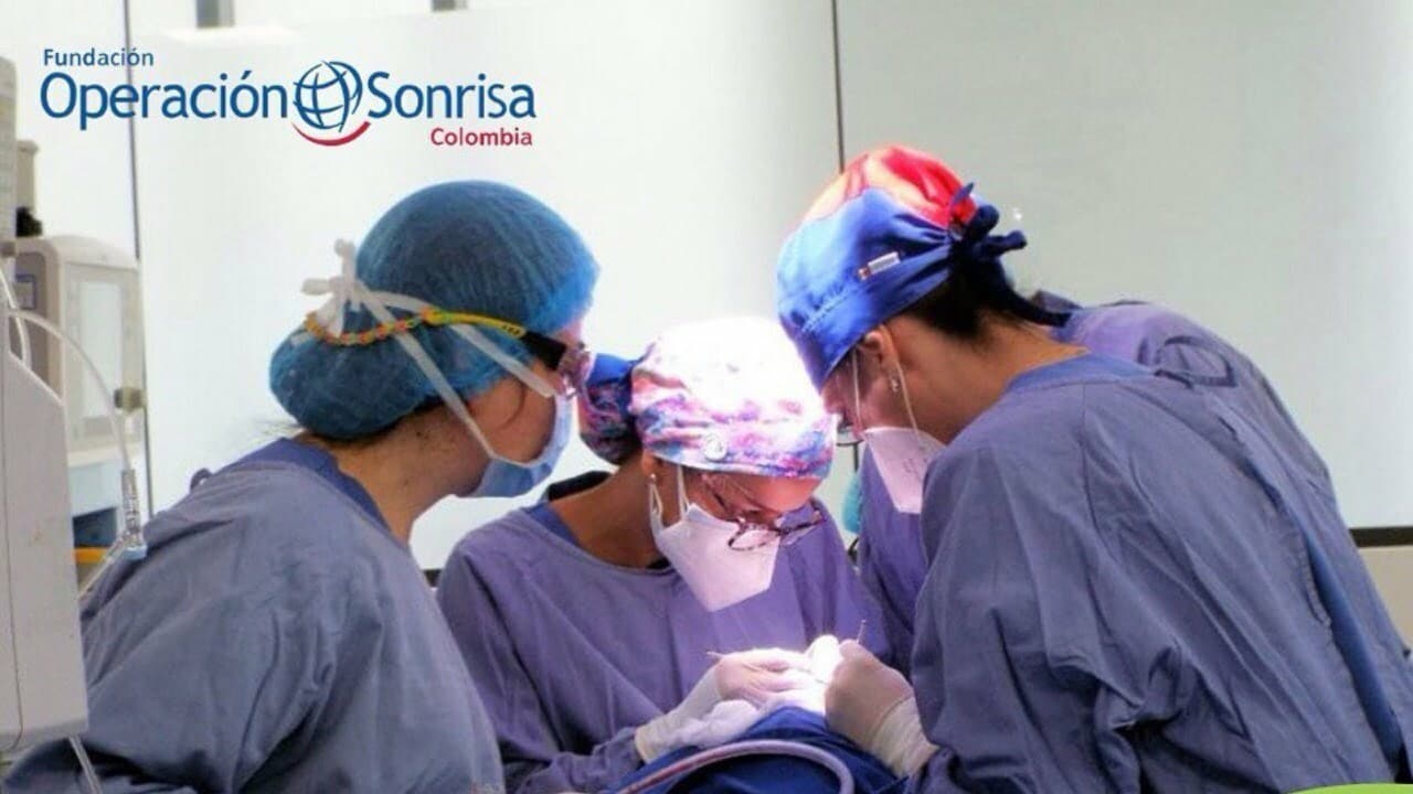 La Operación Sonrisa llegó a Montería este miércoles, 8 de septiembre. El objetivo es iniciar la jornada anual de atención a niños con paladar hendido, quienes recibirán una intervención quirúrgica gratuita.