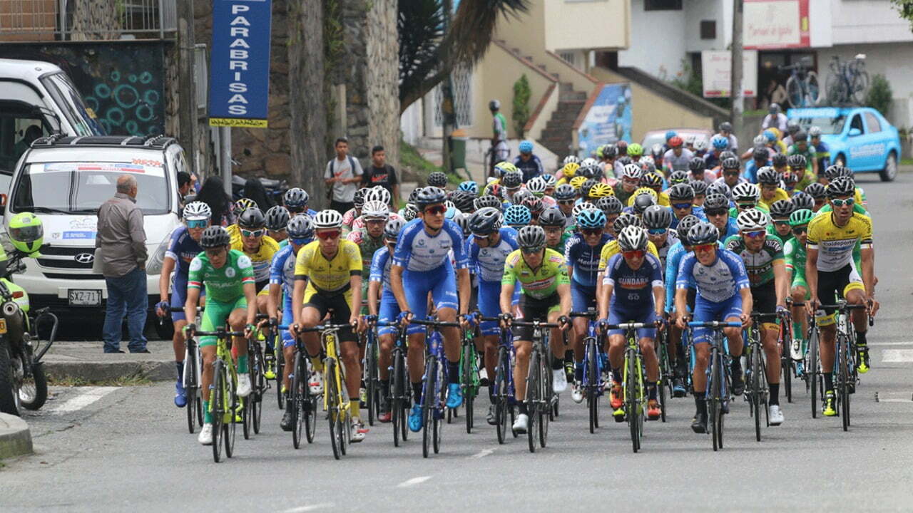 Este miércoles, 22 de septiembre, inició en Chigorodó la edición N° 48 de la Vuelta a Antioquia, un evento ciclístico que reúne a los mejores equipos del país en esta disciplina. Y una de las ciudades por donde transitará será Montería, lo cual es una noticia emocionante para los amantes de este deporte.